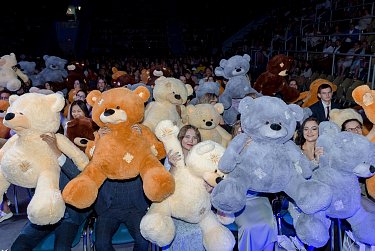 «Золотой бал» зажег Оренбуржье